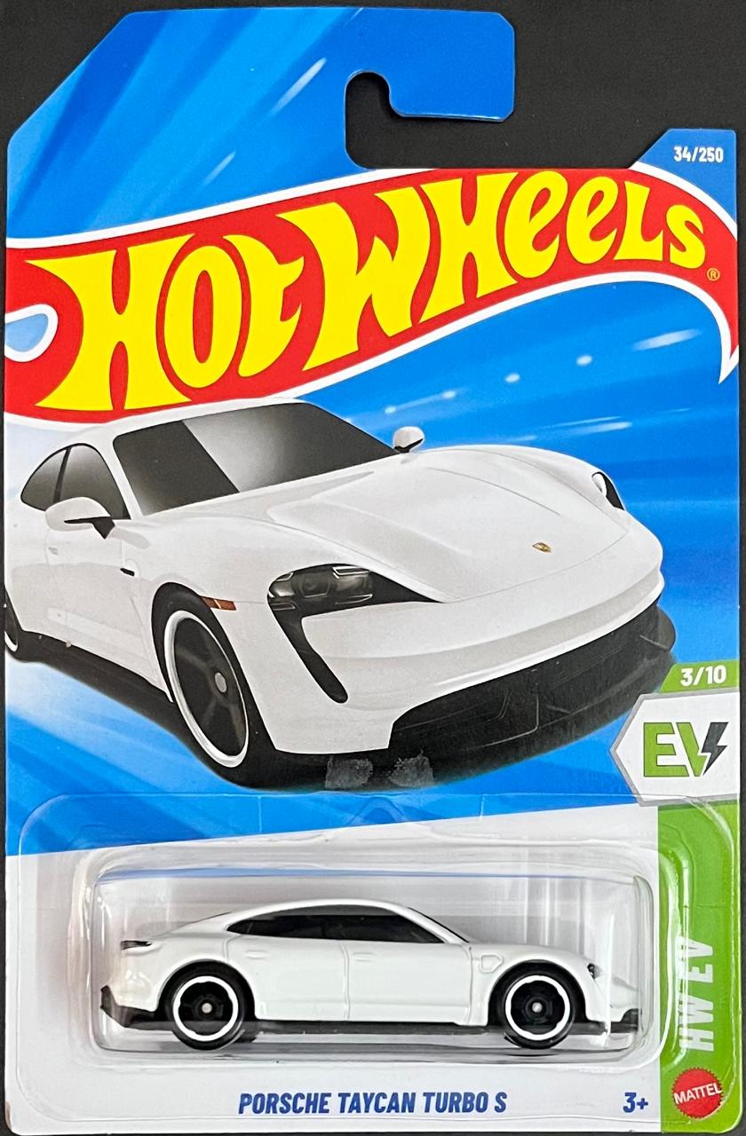 Porsche Taycan Turbo S (Import) White