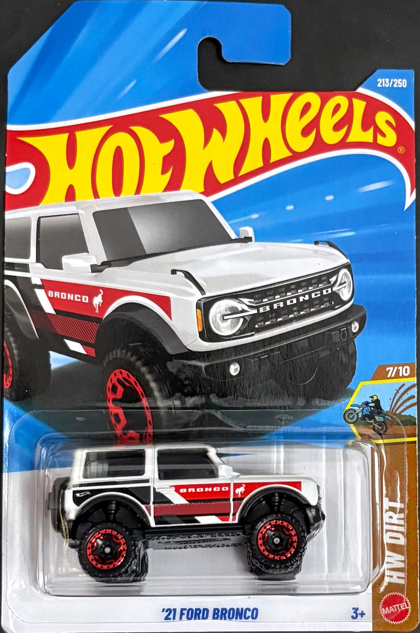 21 Ford Bronco (White)