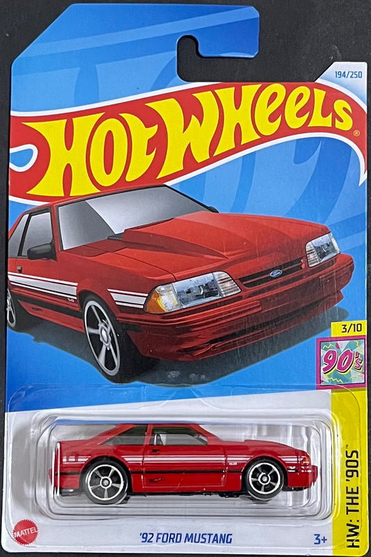 92 Ford Mustang (red)